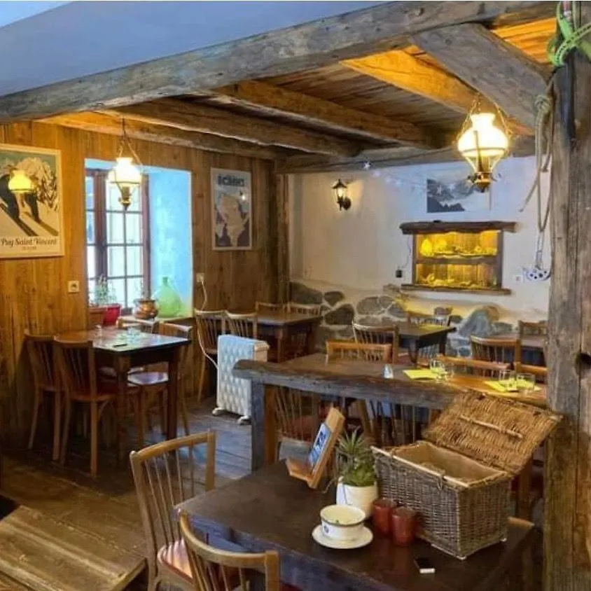 **  Chalet Hotel D Ailefroide France